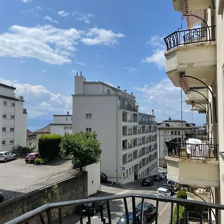 Proche De La Gare De شقة *